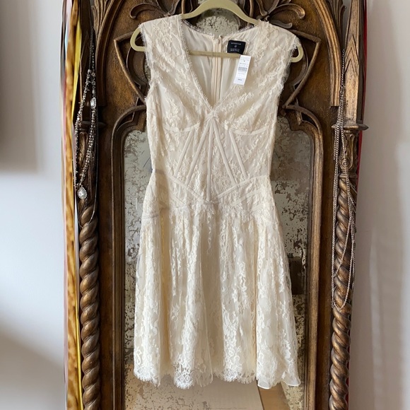 Barneys New York Dresses & Skirts - Sophia Kah for Barney’s lace dress